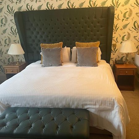 New House Country Hotel Кардиф Екстериор снимка