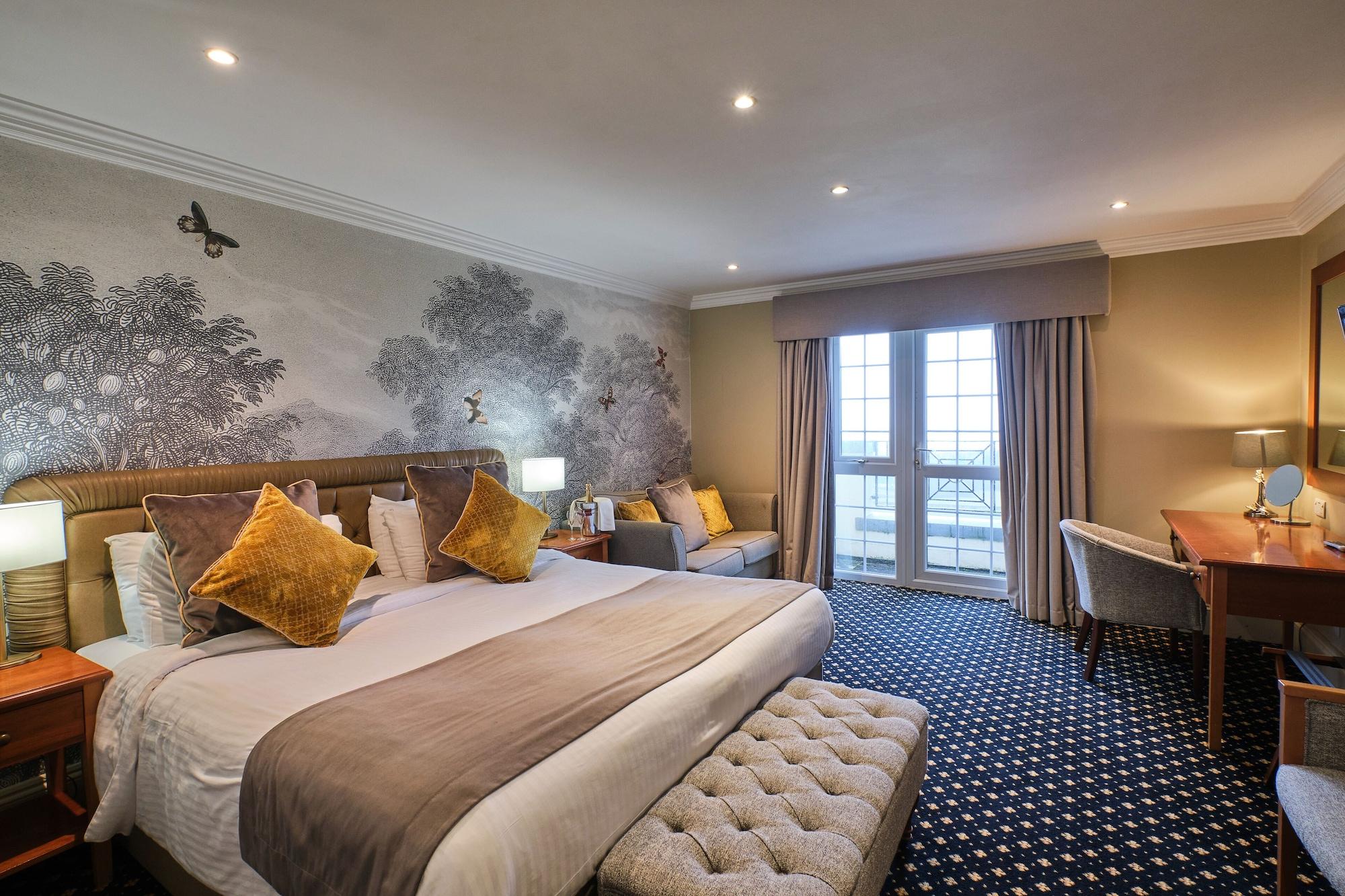 New House Country Hotel Кардиф Екстериор снимка